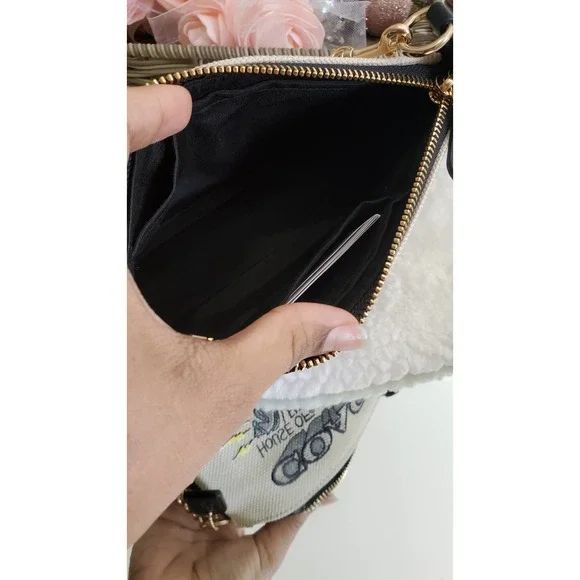 Coach Horse & Carriage Art School Graphic Wrislet only - Picture 3 of 5